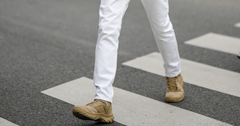 Read more about the article Should Men Wear White Jeans?