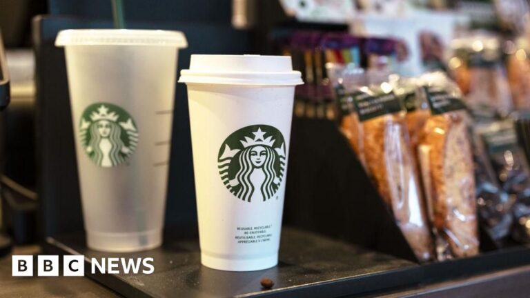 Read more about the article Starbucks axes some drinks and staff in bid for US turnaround