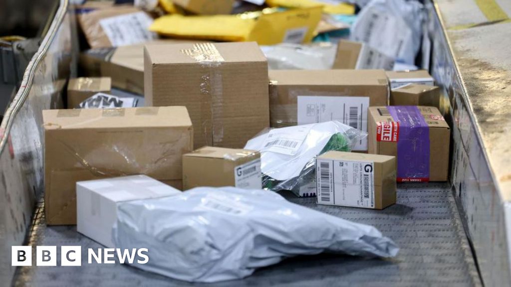 Read more about the article US Postal Service stops accepting parcels from China