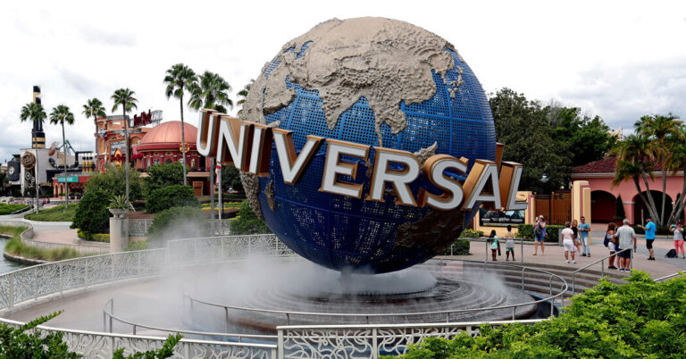 Read more about the article Universal’s Theme Parks, Long in Disney’s Shadow, Expand at Dizzying Pace