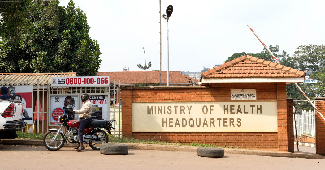 You are currently viewing A 4-Year-Old Boy Dies of Ebola in Uganda as U.S. Pulls Back on Help