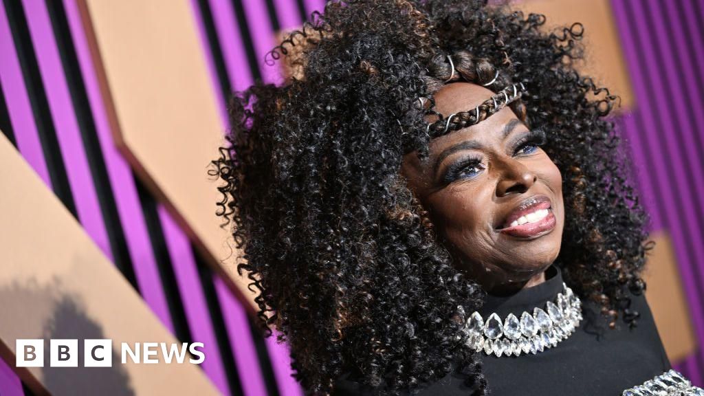 Read more about the article Angie Stone, veteran R&B singer-songwriter, dead in car crash