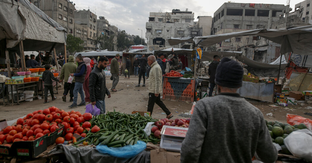 You are currently viewing Gazans Worry as Israeli Border Block Sends Food Prices Climbing