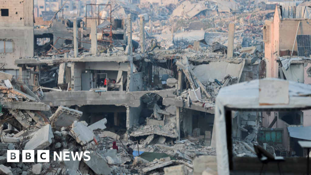 Read more about the article Israel conducting ‘extensive strikes’ on the Gaza Strip