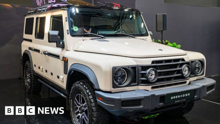 Read more about the article Man Utd co-owner’s firm recalls SUVs over risk of doors flying open