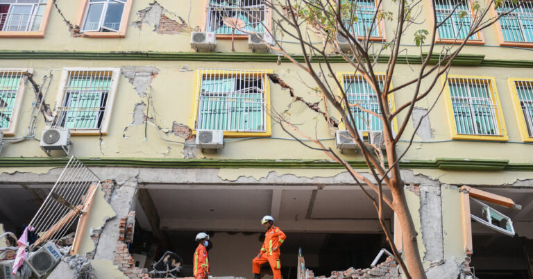 Read more about the article Monday Briefing: Devastation in Myanmar