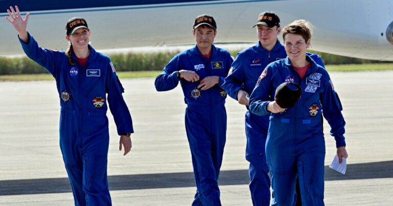 Read more about the article SpaceX Scrubs Launch of Crew-10 Astronauts for NASA to the I.S.S.