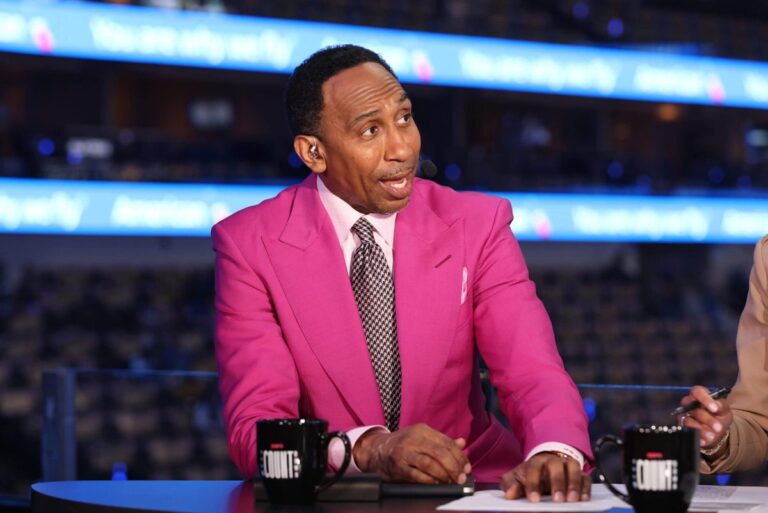 Read more about the article Stephen A. Smith on viral postgame confrontation with LeBron James: ‘It was all about his son’