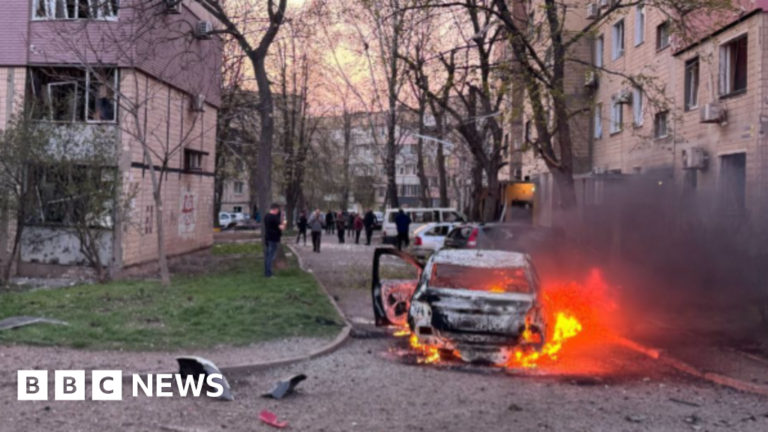 Read more about the article Children among 18 killed in Russian attack on Zelensky’s home city