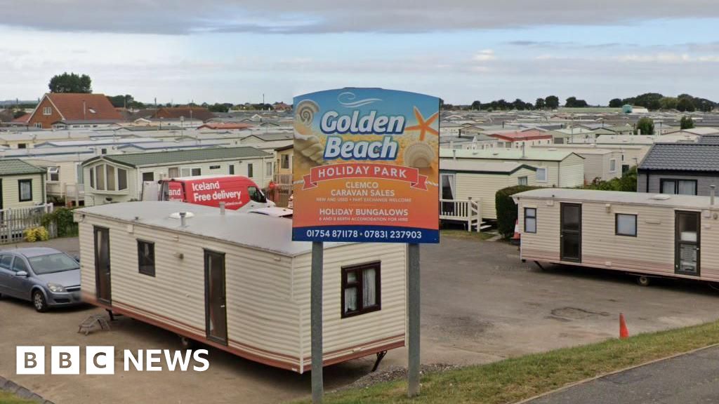 Read more about the article Girl,10, and man killed in Ingoldmells caravan fire