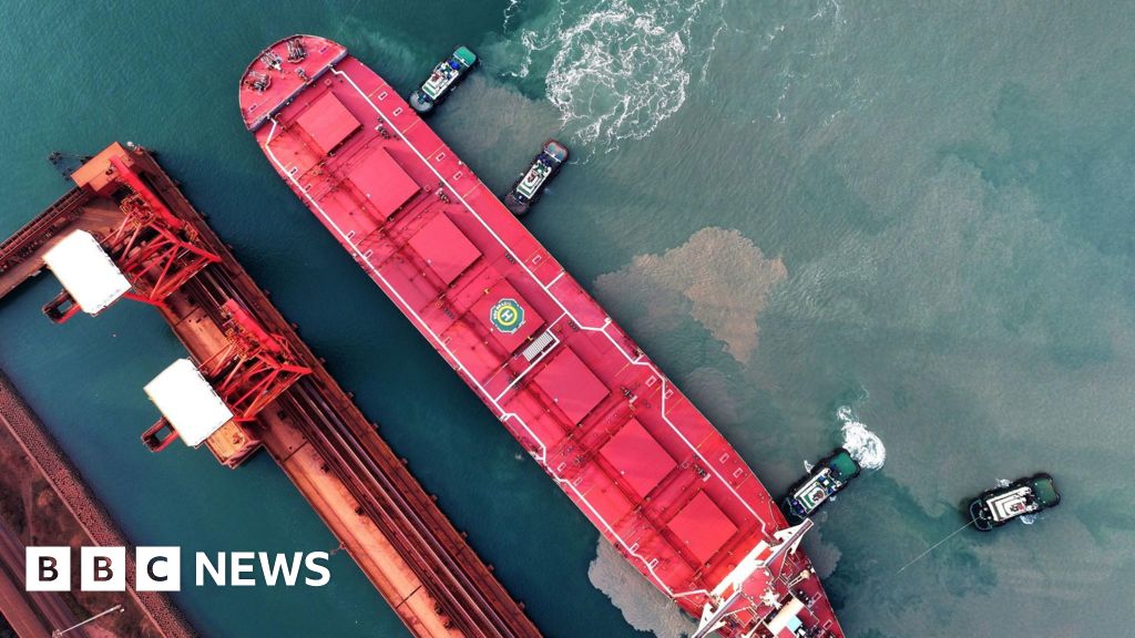 Read more about the article Global breakthrough agreement to tackle shipping emissions