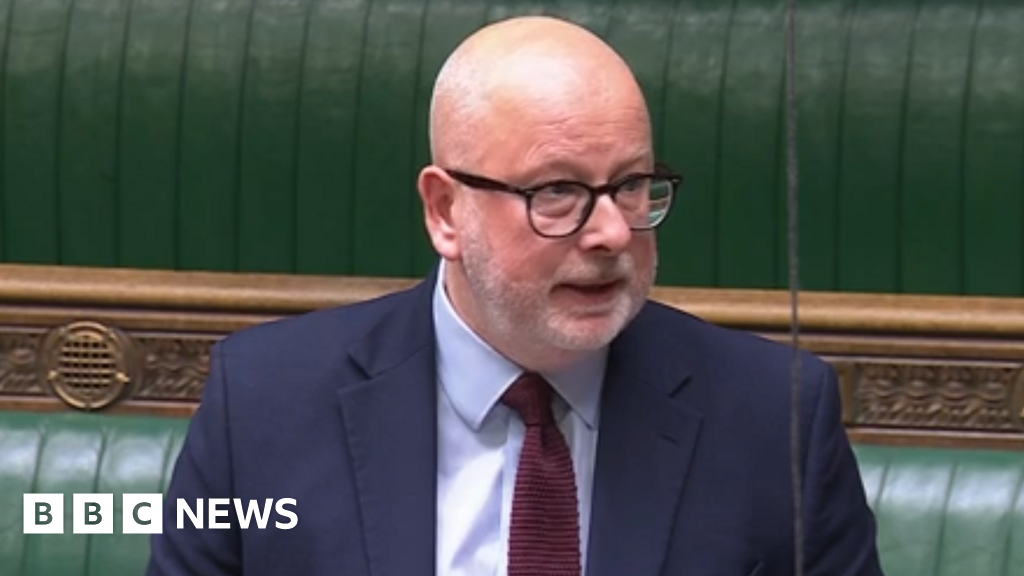 Read more about the article MP Steve Yemm sorry for not declaring donation when praising company