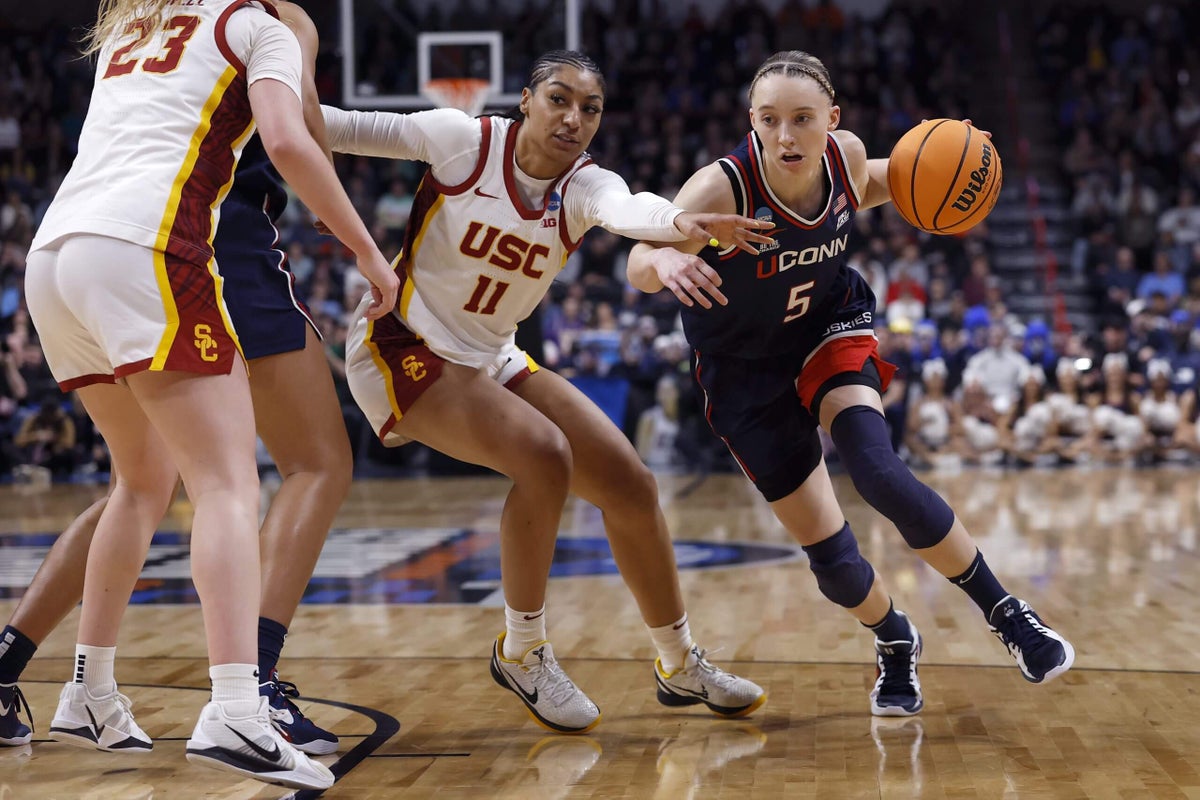 Paige Bueckers leads big women’s March Madness TV ratings in post-Caitlin Clark era - Stream24 News You are currently viewing Paige Bueckers leads big women’s March Madness TV ratings in post-Caitlin Clark era