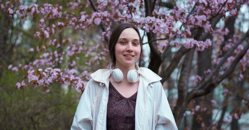 You are currently viewing She Worked in a Harvard Lab to Reverse Aging, Until ICE Jailed Her