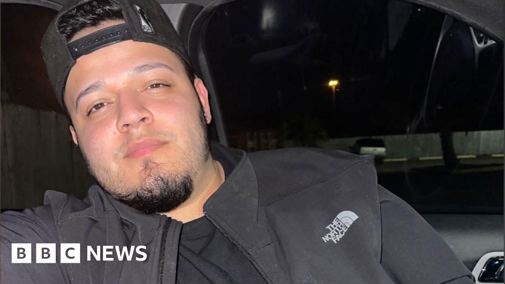 You are currently viewing US judge scolds Trump officials for failing to return deported man