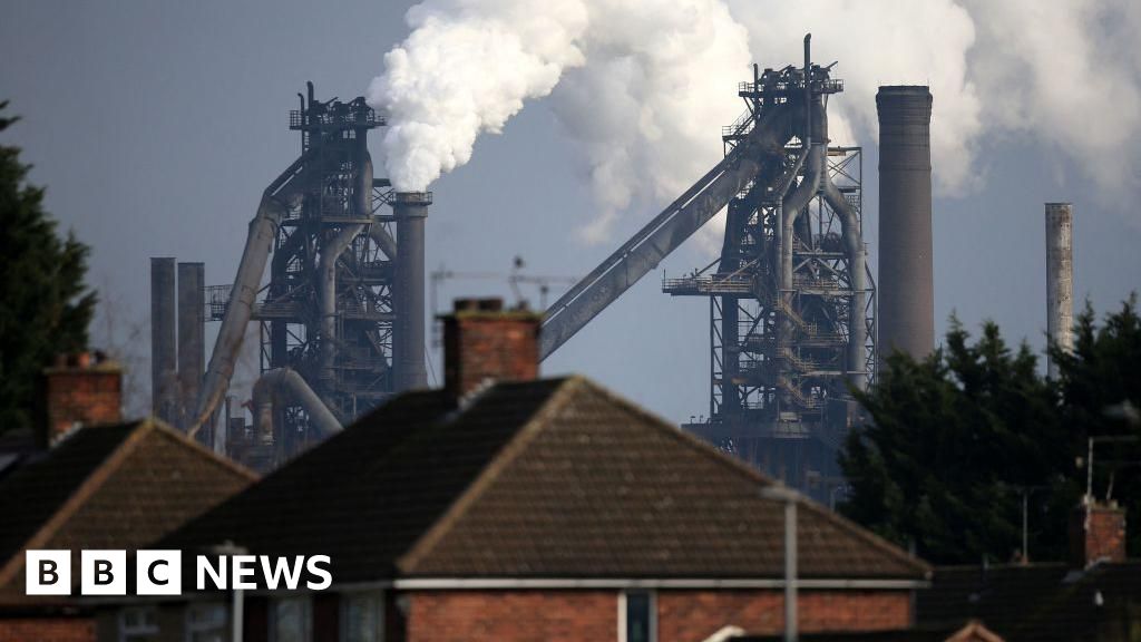 You are currently viewing Why is British Steel in trouble, who owns it and what will the government do?
