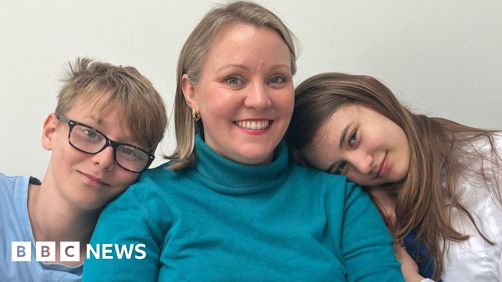 Read more about the article ‘Working from home has helped me be a better mum’