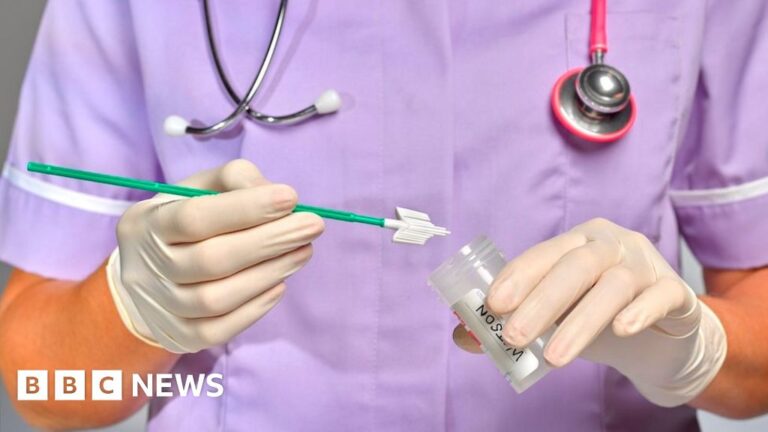 Read more about the article At-home HPV test kits to be offered to thousands of women in England