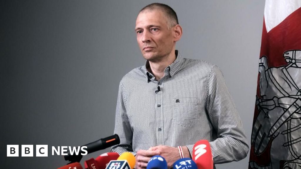 You are currently viewing Belarus opposition leader’s husband urges Trump to help free other prisoners