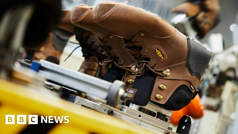 Read more about the article Can shoes be made in the US without cheap labour?