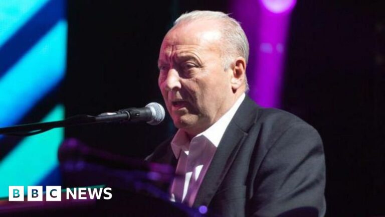 Read more about the article Deacon Blue keyboard player James Prime dies aged 64