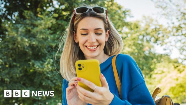 Read more about the article Donald Trump to extend US TikTok ban deadline, White House says
