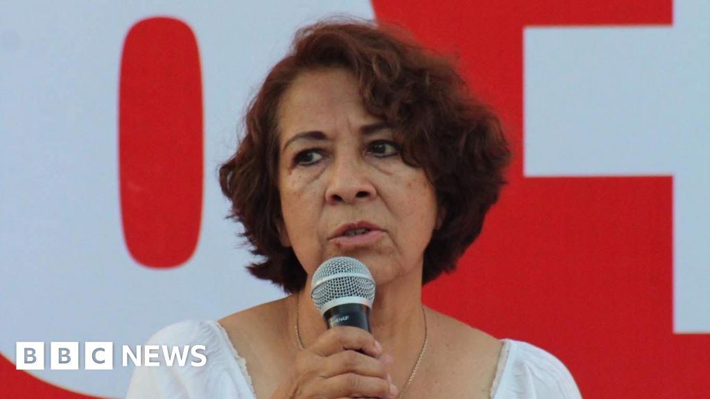 You are currently viewing Gunmen storm Mexican village hall and shoot dead mayor