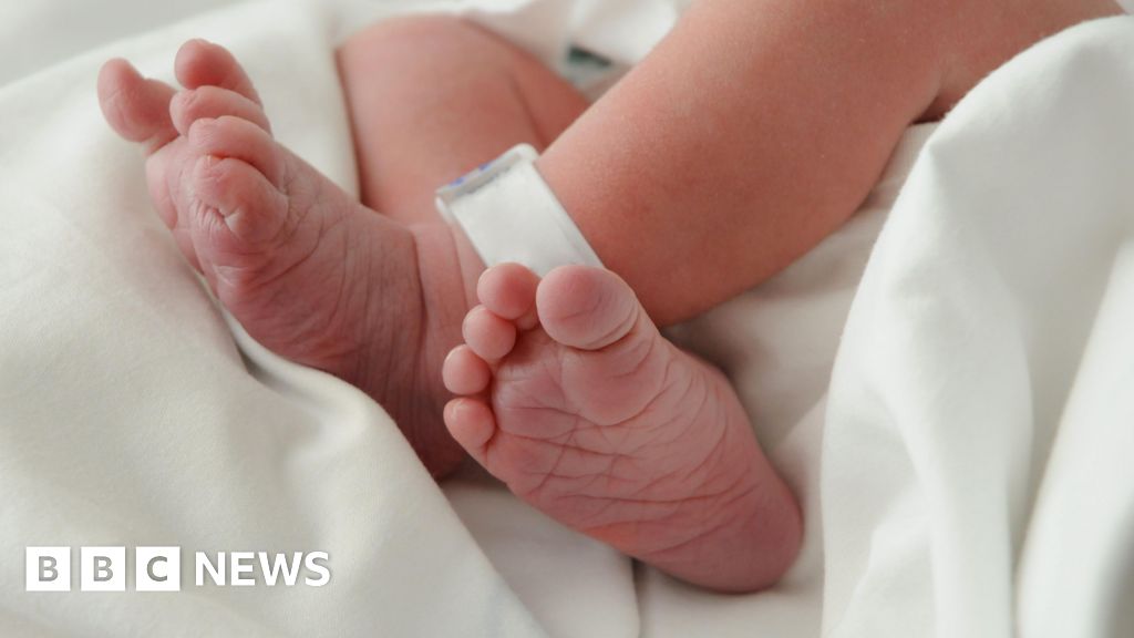 You are currently viewing Leeds maternity services now ‘inadequate’ after inspectors act on parents’ concerns