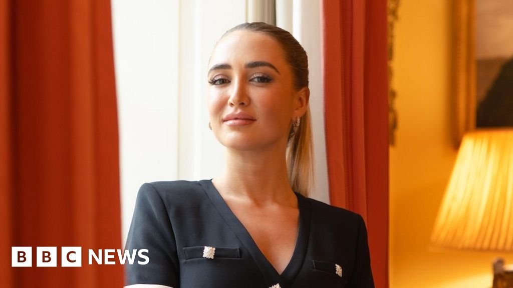 You are currently viewing Love Island’s Georgia Harrison ‘re-read MBE letter three times’
