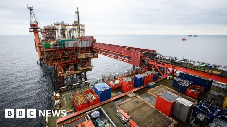 Read more about the article New emissions guidance published for North Sea oil and gas projects