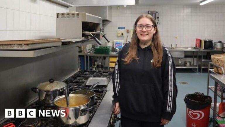 Read more about the article North Shields social hub helps care-experienced people gain skills
