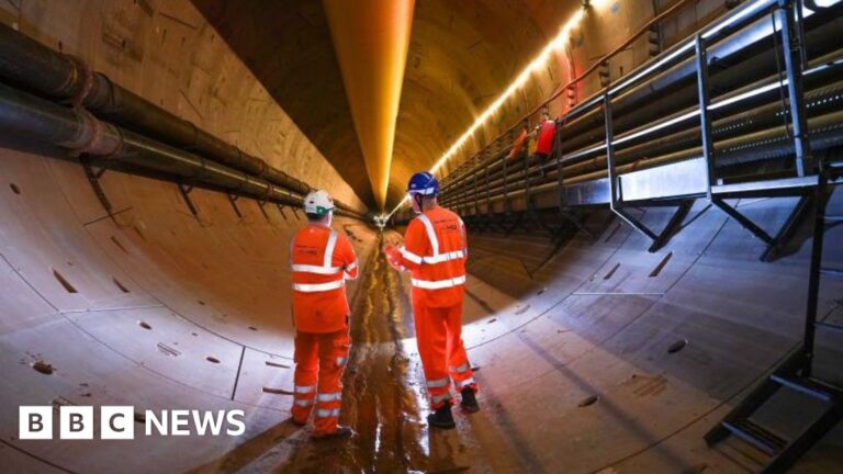 Read more about the article Opening of HS2 line set to be delayed beyond 2033