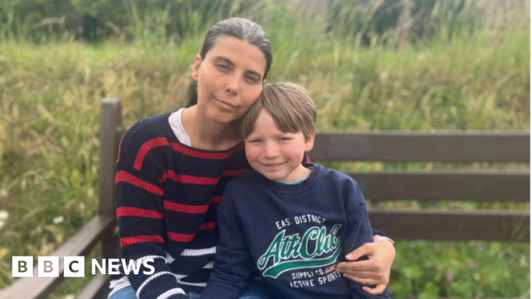 Read more about the article Oxfordshire mum’s education battle for ‘genius’ son