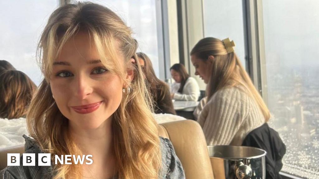 You are currently viewing ‘Skinnytok’ ban too late, says woman who deleted app for health