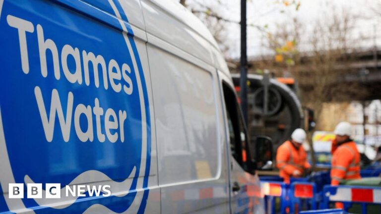 Read more about the article Thames Water nationalisation prep ‘stepped up’, says government