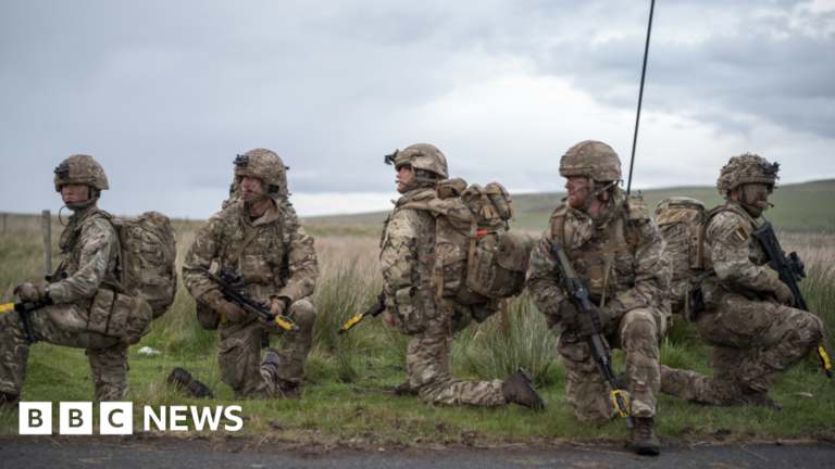 Read more about the article UK must ‘actively prepare’ for war scenario, government warns