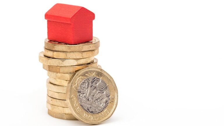 Read more about the article Aged 18-39? Martin Lewis on the £1 investment to make now