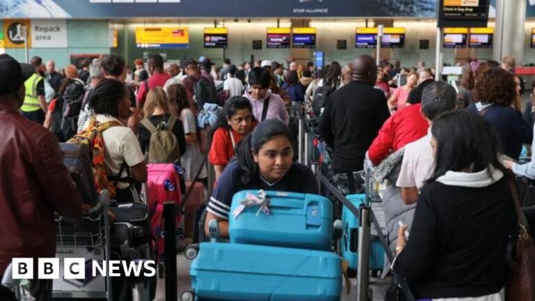 Read more about the article Airlines demand answers after Air Traffic Control failure