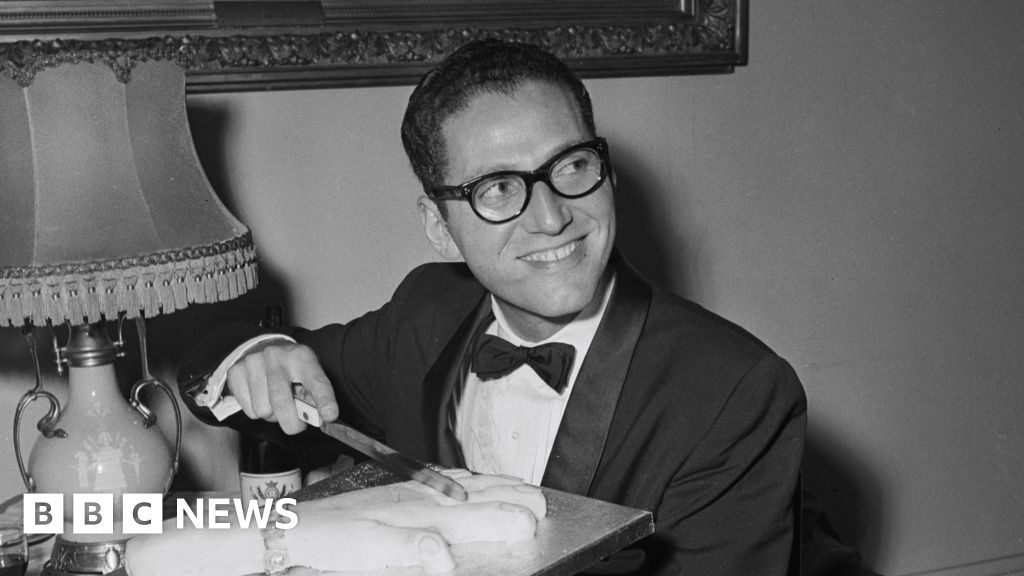 Read more about the article American musical satirist Tom Lehrer dies at 97, US media report