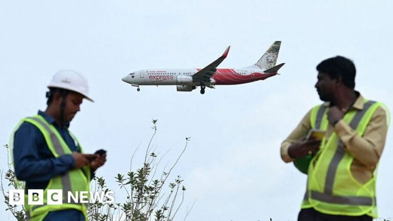 Read more about the article Aviation chief defends safety record