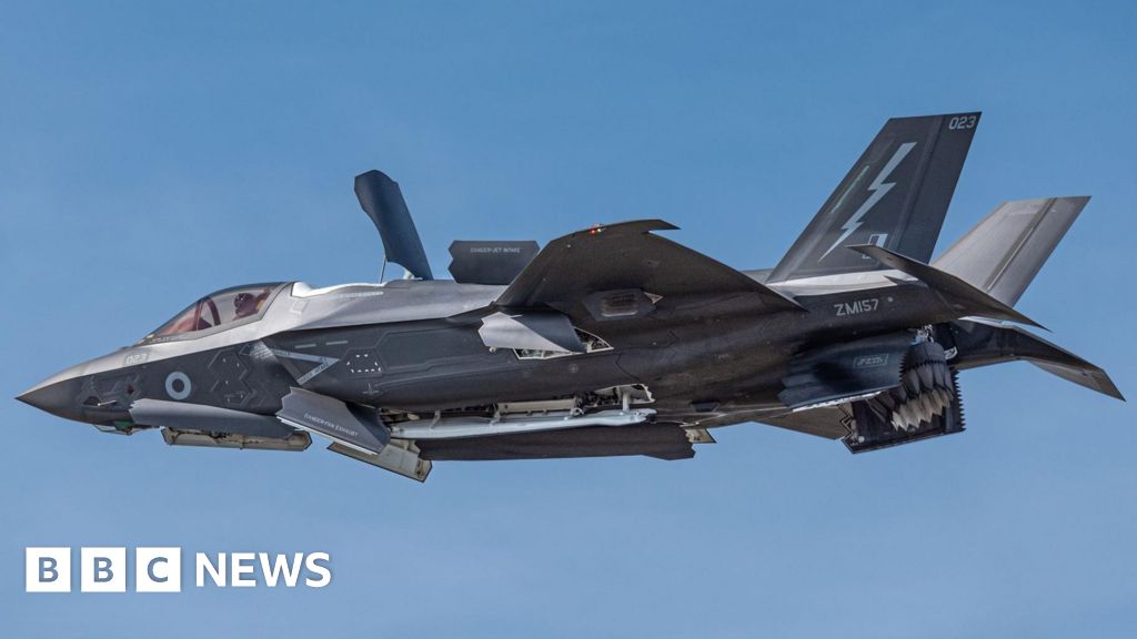 Delays and shortages in UK's F-35 fighter jet fleet , watchdog says - Stream24 News You are currently viewing Delays and shortages in UK’s F-35 fighter jet fleet , watchdog says
