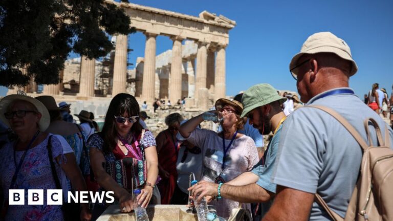 Read more about the article Greece heatwave closes the Acropolis temporarily