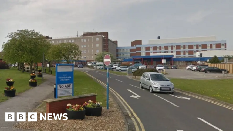 Read more about the article Hartlepool hospital baby delivery restart ‘reviewed monthly’