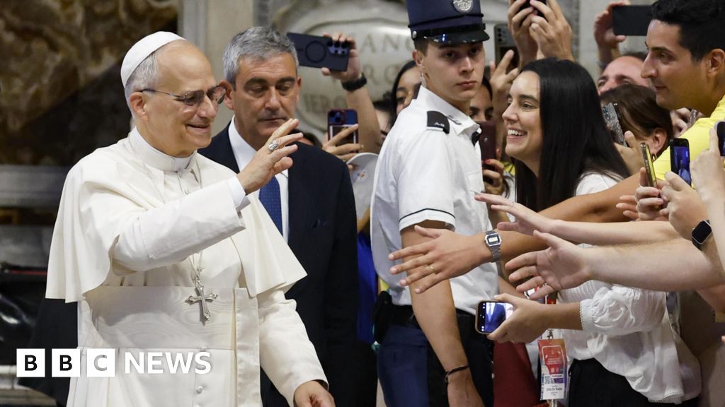 Read more about the article Human dignity must be protected from rise of AI, Pope says