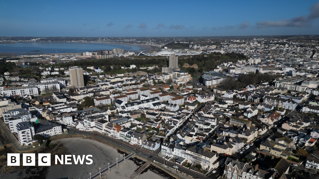Read more about the article Jersey cost of living payment brought forward for 2025