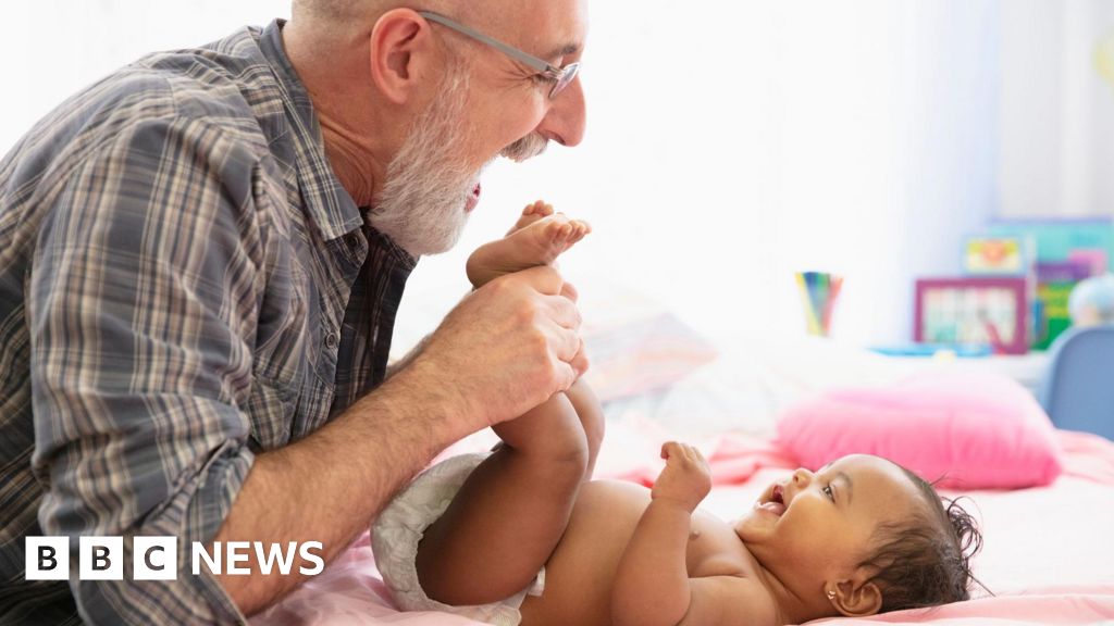 You are currently viewing ‘Notable’ rise in dads over 60 in England and Wales