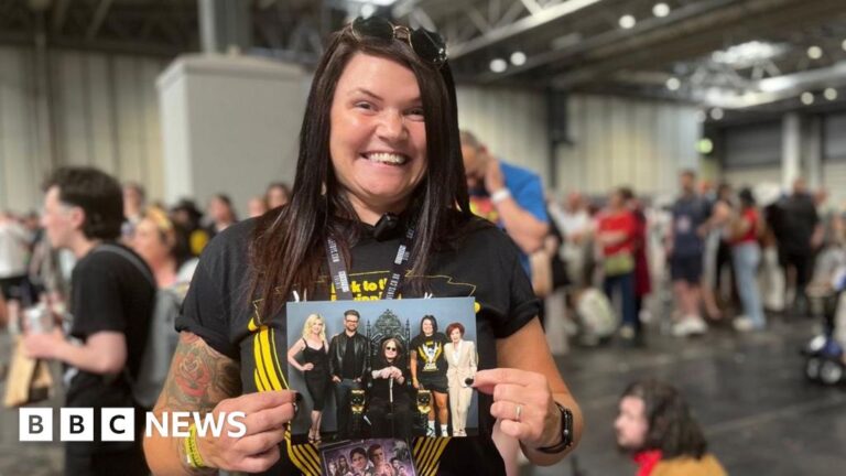 Read more about the article Ozzy Osbourne fans’ joy after paying £666 for Comic Con meeting