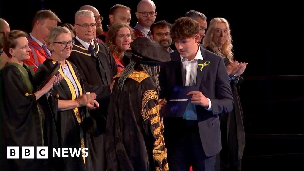 You are currently viewing Posthumous degrees for Nottingham attacks victims