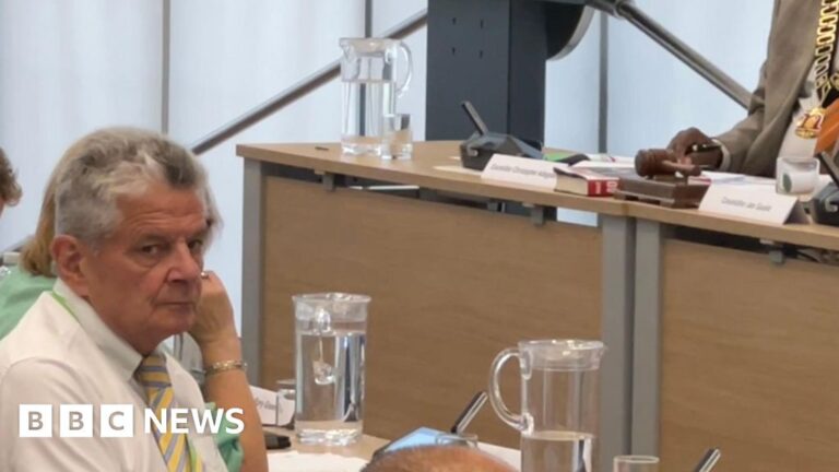 Read more about the article Reform UK councillor calls man-made global warming a ‘hoax’