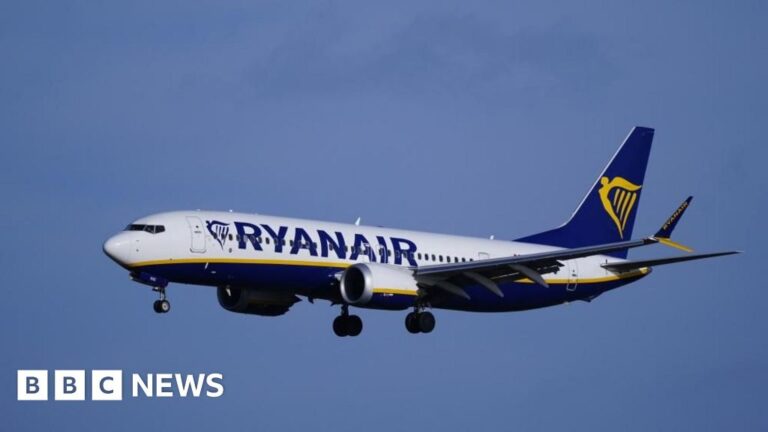 Read more about the article Ryanair cancels flights for 30,000 passengers due to French strike
